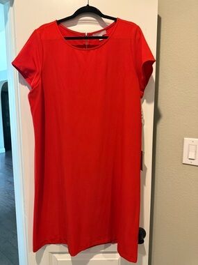 Chelsea28 Red Short-Sleeve Mini Shift Dress